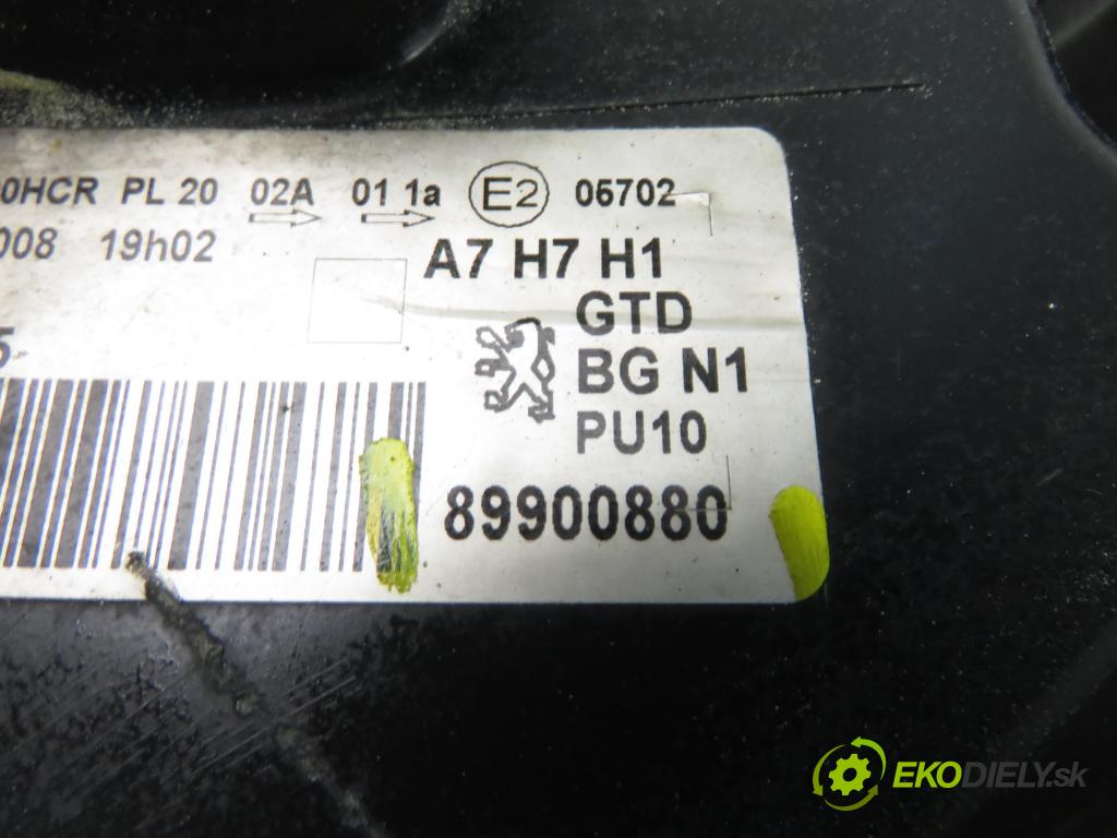 PEUGEOT 207 (WA_, WC_) HB 2007 88,00 1.6 16V VTi - 5FW (EP6) 1598,00 Svetlo LP 89900880