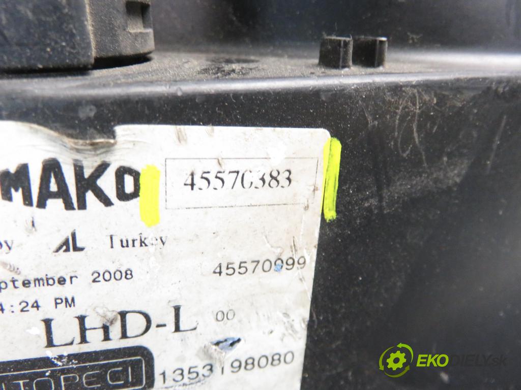 CITROEN NEMO Skrzynia (AA_) FURGON 2008 50,00 1.4 HDi - 8HS (DV4TED) 1398,00 Svetlo LP 45570383 ; 45570999
