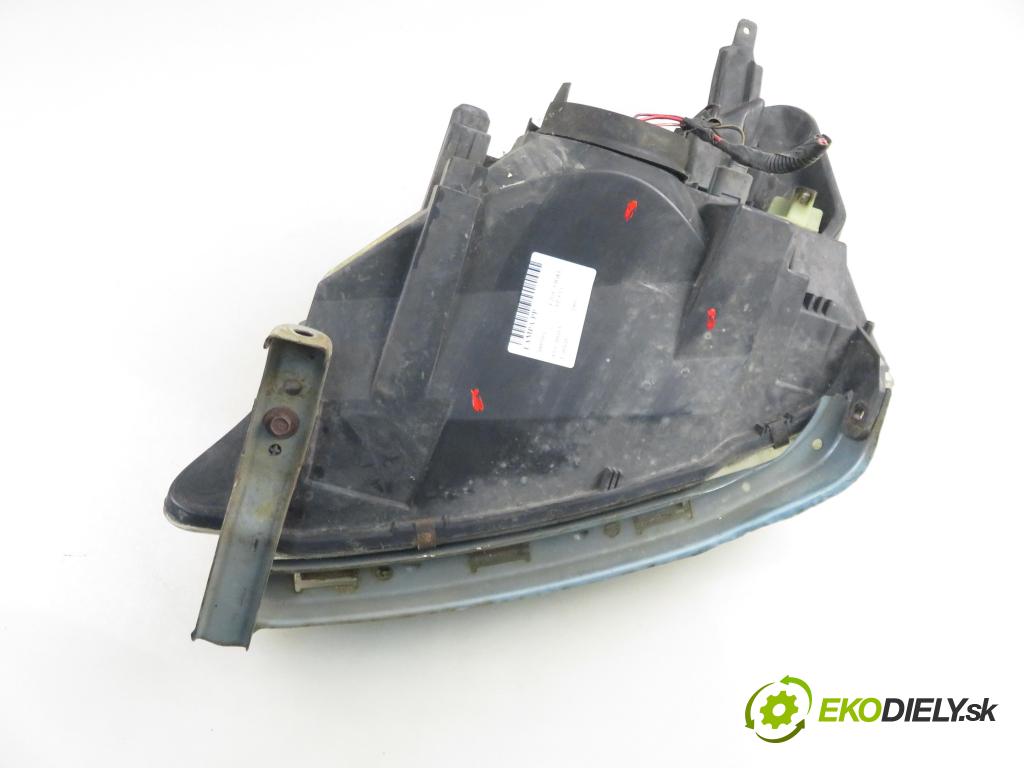 HONDA CIVIC VII Hatchback (EU, EP, EV) HB 2003 81,00 1.6 i - D16V1 1590,00 Svetlo PP 33100S6AG020M2