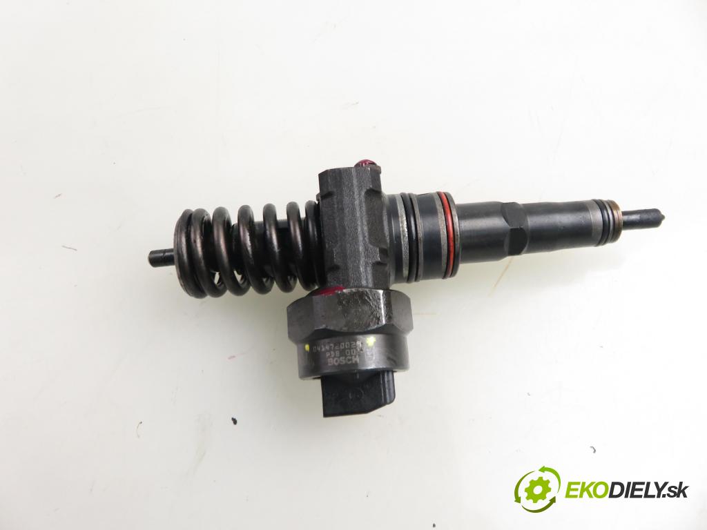 SEAT ALHAMBRA (7V8, 7V9) MINIVAN 2001 85,00 1.9 TDI PD 115 - AUY 1896,00 Vstrekovač 038130073AC ; 0414720029 (Vstrekovač paliva)