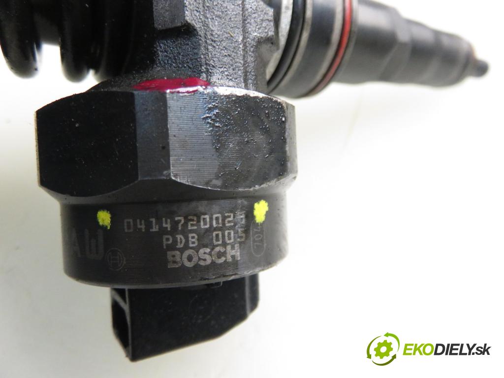 SEAT ALHAMBRA (7V8, 7V9) MINIVAN 2001 85,00 1.9 TDI PD 115 - AUY 1896,00 Vstrekovač 038130073AC ; 0414720029 (Vstrekovač paliva)