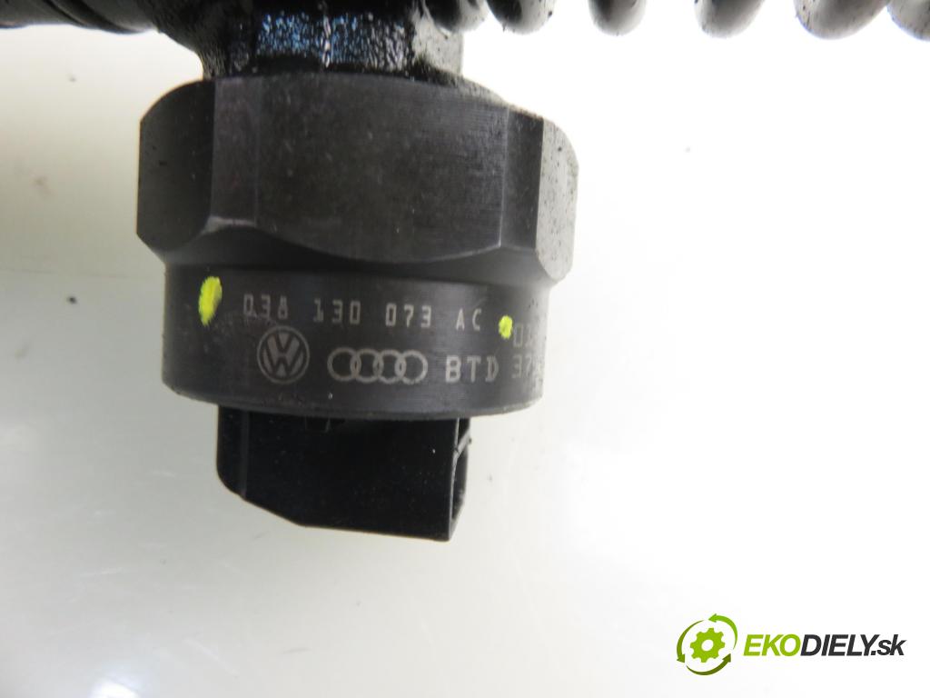 SEAT ALHAMBRA (7V8, 7V9) MINIVAN 2001 85,00 1.9 TDI PD 115 - AUY 1896,00 vstříkovač 038130073AC ; 0414720029 (Vstřikovač paliva)