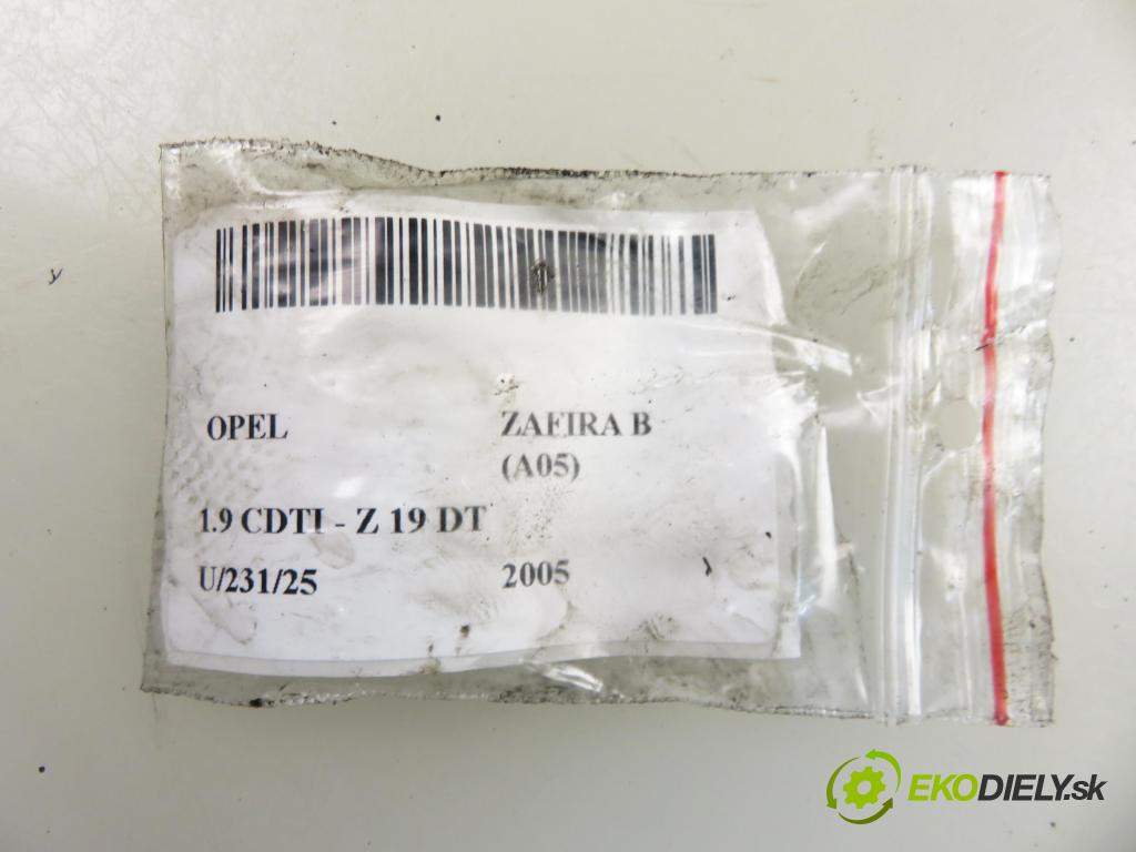 OPEL ZAFIRA B (A05) MINIVAN 2005 88,00 1.9 CDTI 8V 120 - Z 19 DT 1910,00 vstrekovač 0445110276 (Vstrekovač paliva)