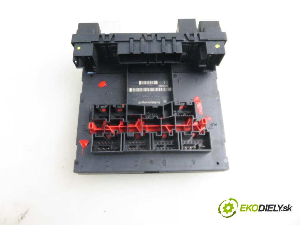 VW PASSAT B6 Variant (3C5) KOMBI 2008 77,00 1.9 TDI - BLS 1896,00 MODUL BSI 3C8937049E