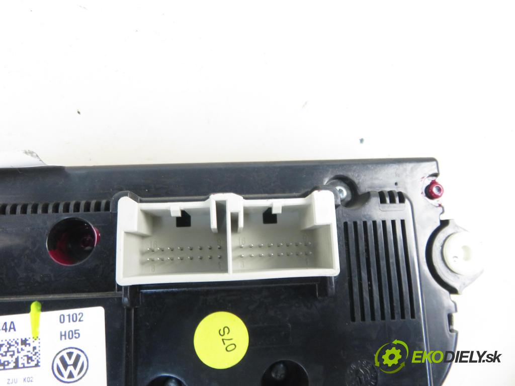 VW JETTA IV (162, 163, AV3, AV2) SEDAN 2014 81,00 2.0 TDI CR 110 - CUUA 1968,00 Panel kúrenia KLIMATRONIK 1K8907044A ; 5HB01225021