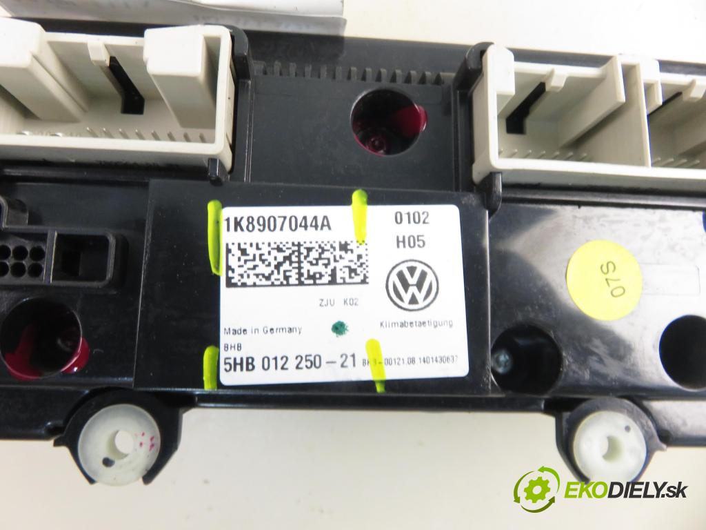 VW JETTA IV (162, 163, AV3, AV2) SEDAN 2014 81,00 2.0 TDI CR 110 - CUUA 1968,00 Panel kúrenia KLIMATRONIK 1K8907044A ; 5HB01225021