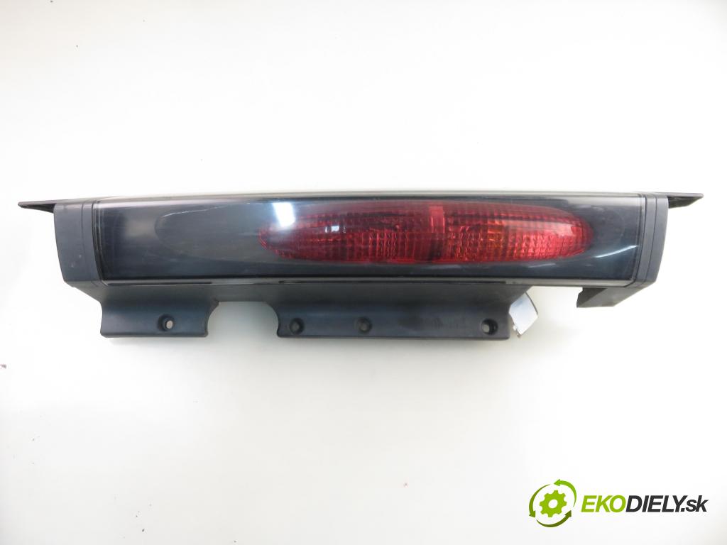 OPEL VIVARO A Autobus (X83) BUS 2003 60,00 1.9 DCI 80 - F9Q 762 1870,00 světlo pravé zadní