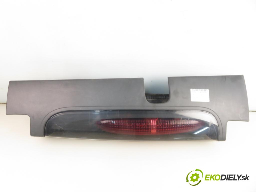 OPEL VIVARO A Autobus (X83) BUS 2003 60,00 1.9 DCI 80 - F9Q 762 1870,00 světlo pravé zadní