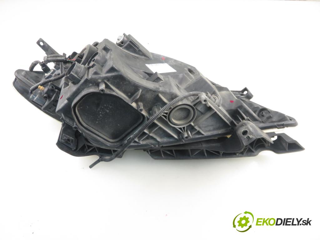HONDA FR-V (BE) MINIVAN 2006 103,00 2.2 i CTDi 140 - N22A1 2204,00 světlo LP