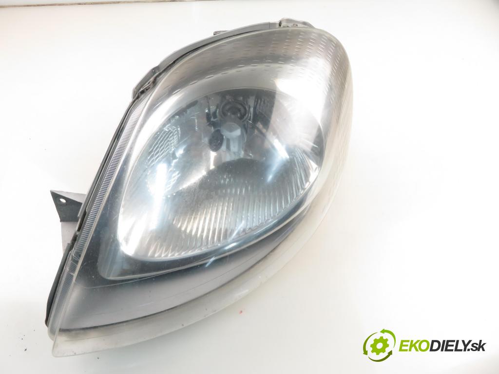 OPEL VIVARO A Autobus (X83) BUS 2003 60,00 1.9 DCI 80 - F9Q 762 1870,00 Svetlo LP 91165719 ; 7700311371