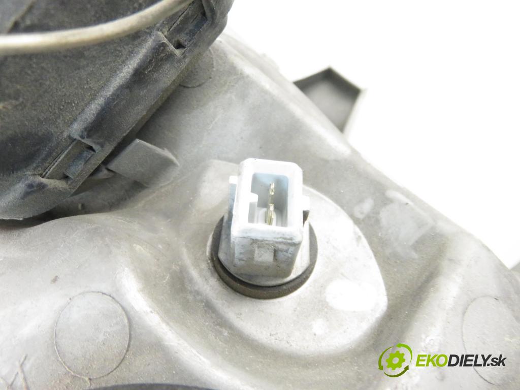 OPEL VIVARO A Autobus (X83) BUS 2003 60,00 1.9 DCI 80 - F9Q 762 1870,00 Svetlo LP 91165719 ; 7700311371