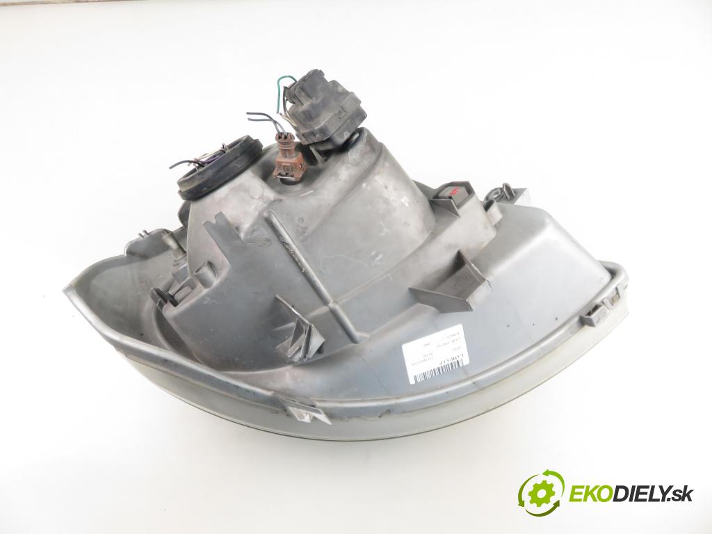 OPEL VIVARO A Autobus (X83) BUS 2003 60,00 1.9 DCI 80 - F9Q 762 1870,00 Svetlo LP 91165719 ; 7700311371