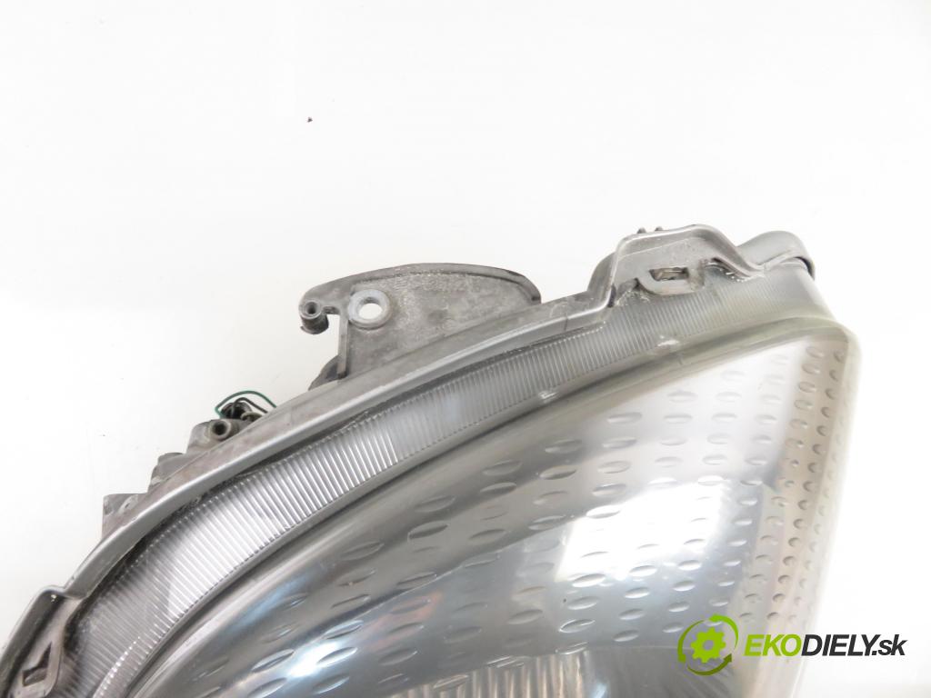 OPEL VIVARO A Autobus (X83) BUS 2003 60,00 1.9 DCI 80 - F9Q 762 1870,00 Svetlo LP 91165719 ; 7700311371