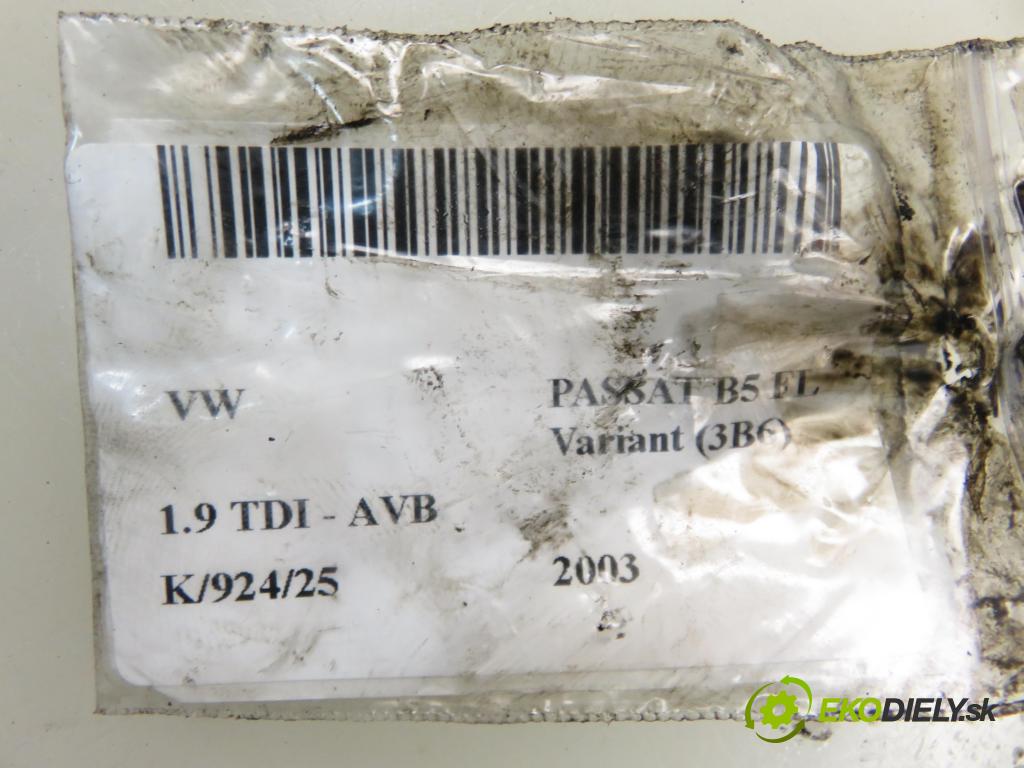 VW PASSAT B5.5 Variant (3B6) KOMBI 2003 74,00 1.9 TDI PD 101 - AVB 1896,00 Vstrekovač 038130073AJ ; 0414720037 (Vstrekovač paliva)