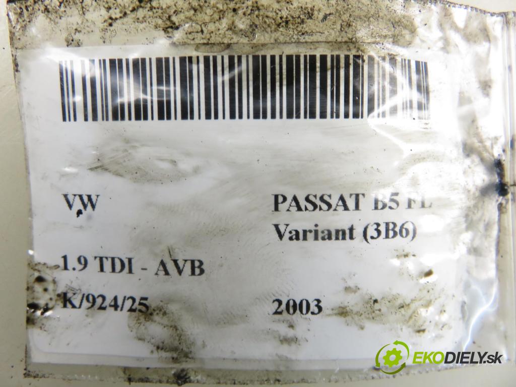 VW PASSAT B5.5 Variant (3B6) KOMBI 2003 74,00 1.9 TDI PD 101 - AVB 1896,00 Vstrekovač 038130073AJ ; 0414720037 (Vstrekovač paliva)