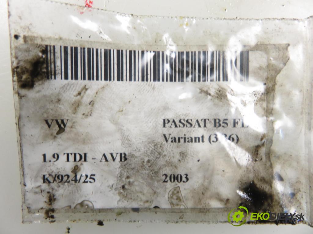 VW PASSAT B5.5 Variant (3B6) KOMBI 2003 74,00 1.9 TDI PD 101 - AVB 1896,00 Vstrekovač 038130073AJ ; 0414720037 (Vstrekovač paliva)