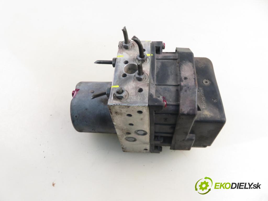 MERCEDES-BENZ VITO Skrzynia (638) FURGON 2002 75,00 110 CDI 2.2 (638.094) - OM 611LA (75 KW CDI) 2151,00 Pumpa ABS 0265900033 ; 0004464889 ; 0265224065 (Pumpa ABS)