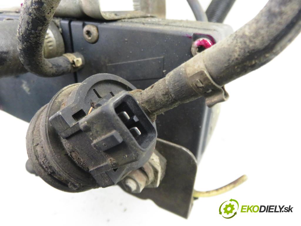 MERCEDES-BENZ VITO Skrzynia (638) FURGON 2002 75,00 110 CDI 2.2 (638.094) - OM 611LA (75 KW CDI) 2151,00 Webasto 6388351901 ; D5WZ (Webasto ohřívače)