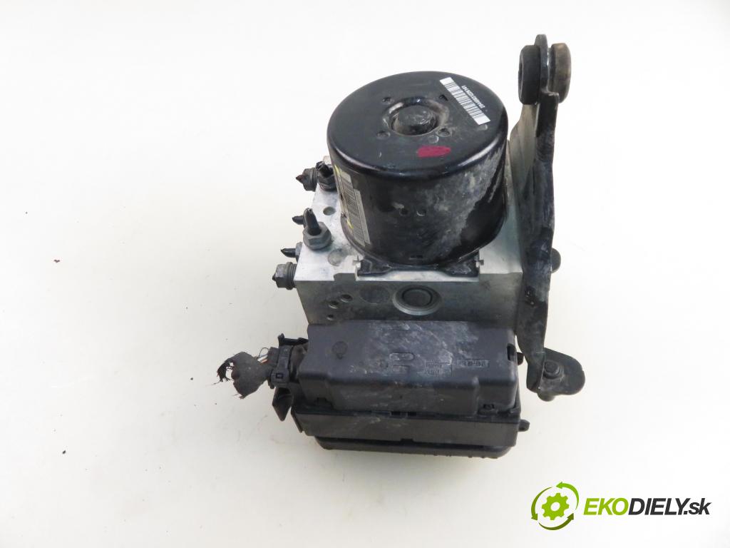 VW JETTA IV (162, 163, AV3, AV2) SEDAN 2014 81,00 2.0 TDI CR 110 - CUUA 1968,00 Pumpa ABS 1K0907379BS ; 1K0614517EG ; 10096103833 (Pumpa ABS)