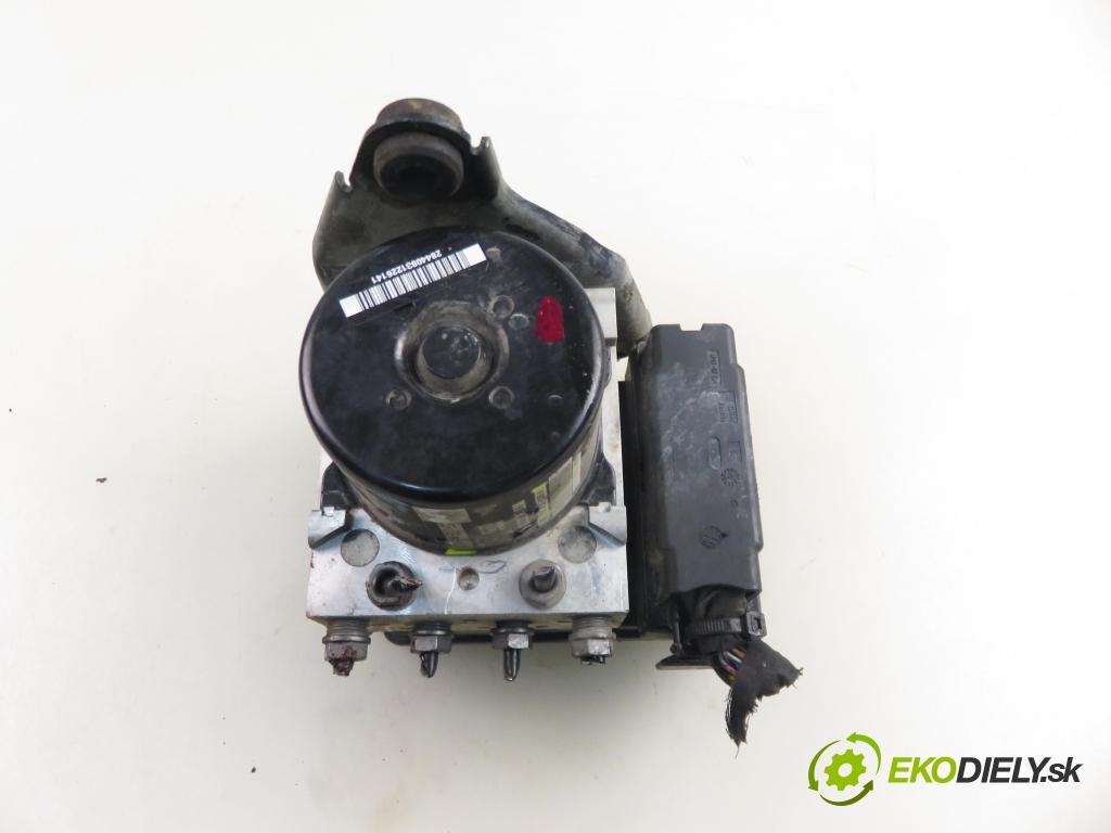 VW JETTA IV (162, 163, AV3, AV2) SEDAN 2014 81,00 2.0 TDI CR 110 - CUUA 1968,00 Pumpa ABS 1K0907379BS ; 1K0614517EG ; 10096103833 (Pumpa ABS)