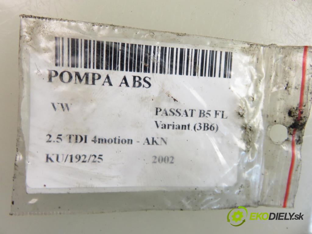 VW PASSAT B5.5 Variant (3B6) KOMBI 2002 110,00 2.5 TDI 4motion - AKN 2496,00 Pumpa ABS 0265950054 ; 4B00614517H ; 0265225121 (Pumpa ABS)