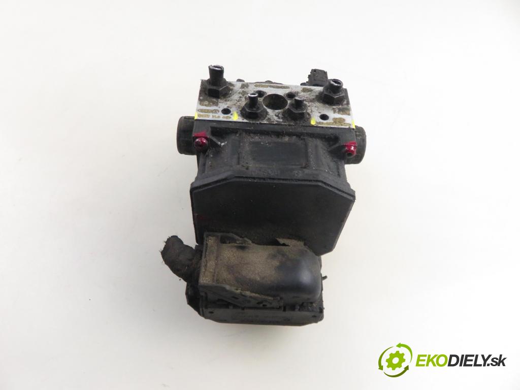 VW PASSAT B5.5 Variant (3B6) KOMBI 2002 110,00 2.5 TDI 4motion - AKN 2496,00 Pumpa ABS 0265950054 ; 4B00614517H ; 0265225121 (Pumpa ABS)