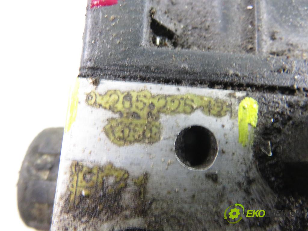 VW PASSAT B5.5 Variant (3B6) KOMBI 2002 110,00 2.5 TDI 4motion - AKN 2496,00 Pumpa ABS 0265950054 ; 4B00614517H ; 0265225121 (Pumpa ABS)