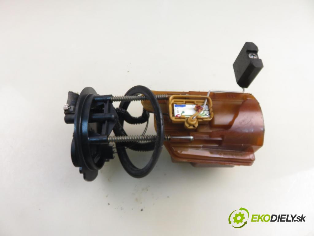 MERCEDES-BENZ KLASA A (W168) HB 2003 70,00 A 170 CDI 95 - OM 668.942 1689,00 pumpa paliva 1684704194 ; 70016602