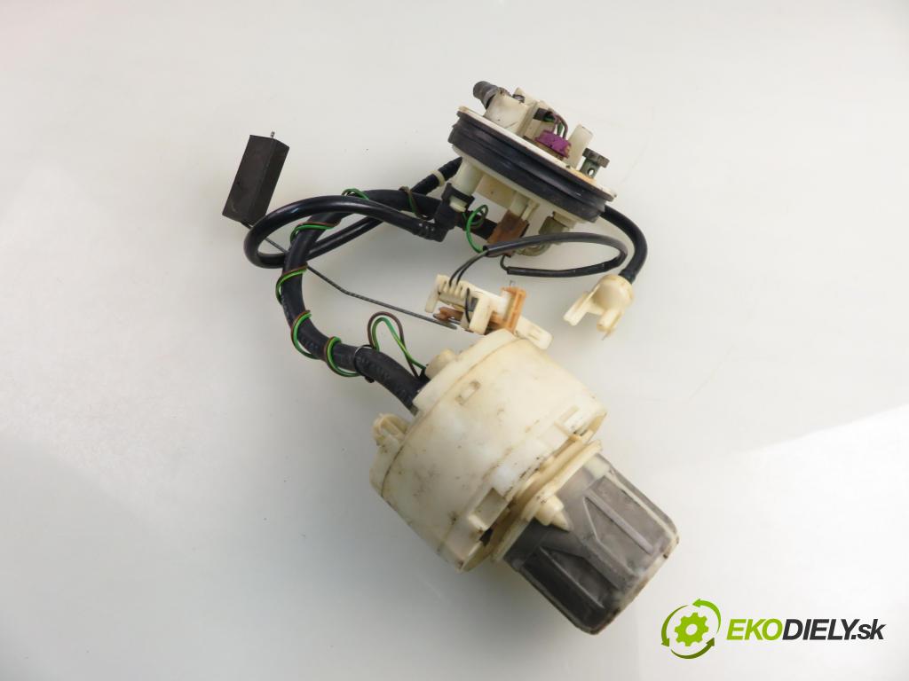 AUDI 80 (8C, B4) SEDAN 1992 85,00 2.0 E 115 - ABK 1984,00 pumpa paliva 8A0201319