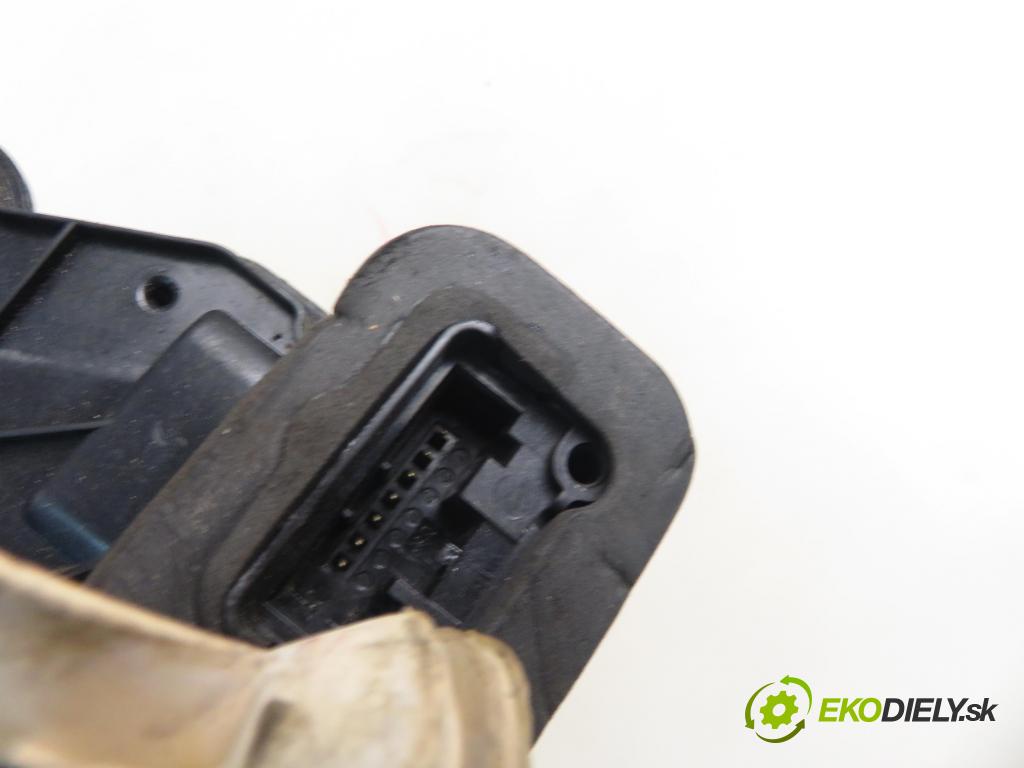 VW JETTA IV (162, 163, AV3, AV2) SEDAN 2014 81,00 2.0 TDI CR 110 - CUUA 1968,00 zámok 5K1837015D