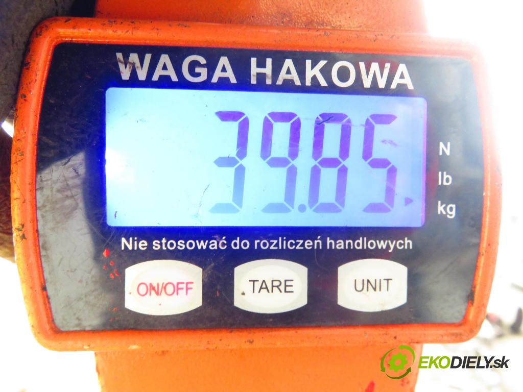 VW GOLF IV (1J1) HB 2002 81,00 1.6 FSI - BAD 1598,00 výztuha zadní část ABS