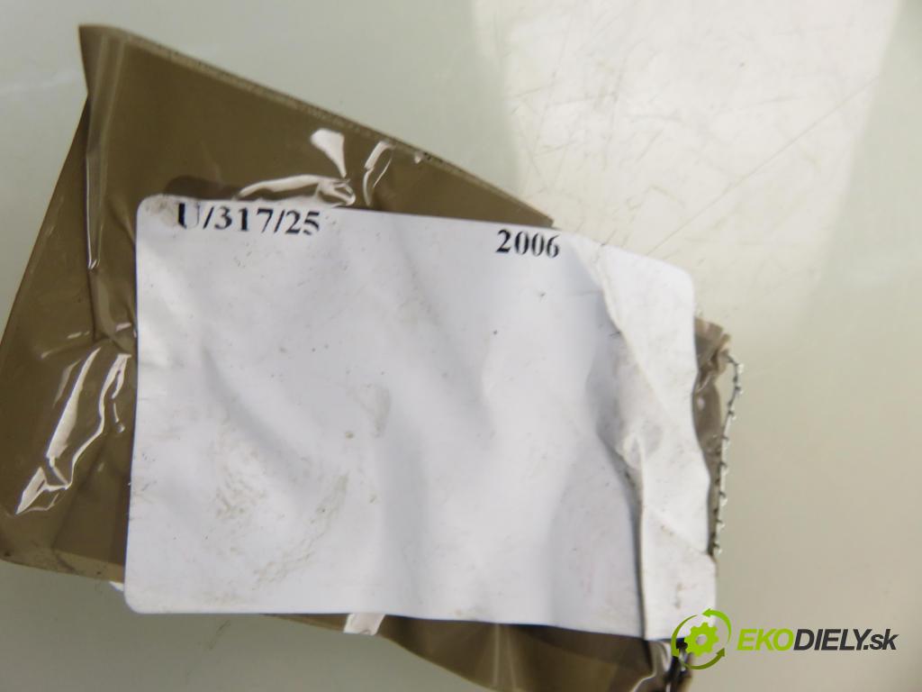 OPEL ASTRA H (A04) HB 2006 77,00 1.6 - Z 16 XEP 1598,00 Lišta vstrekovacia LPG 67R010086