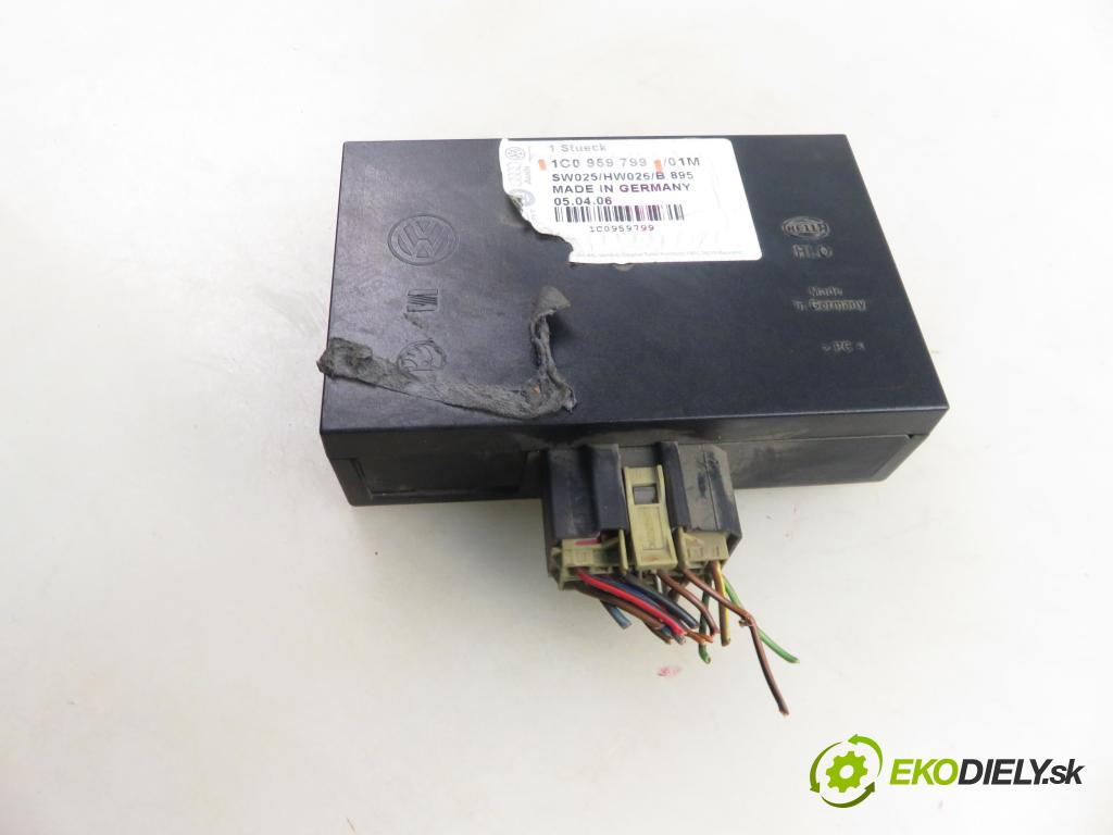 VW BORA (1J2) SEDAN 2002 74,00 1.9 TDI PD 101 - ATD 1896,00 MODUL komfortu 1C0959799