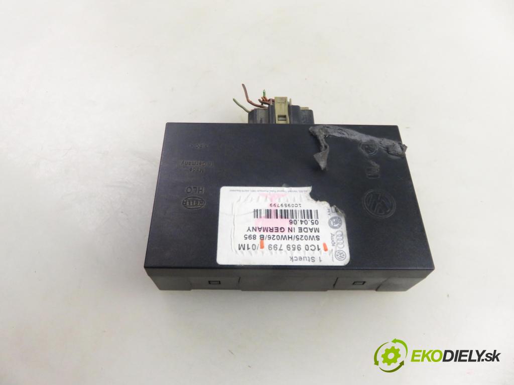 VW BORA (1J2) SEDAN 2002 74,00 1.9 TDI PD 101 - ATD 1896,00 MODUL komfortu 1C0959799