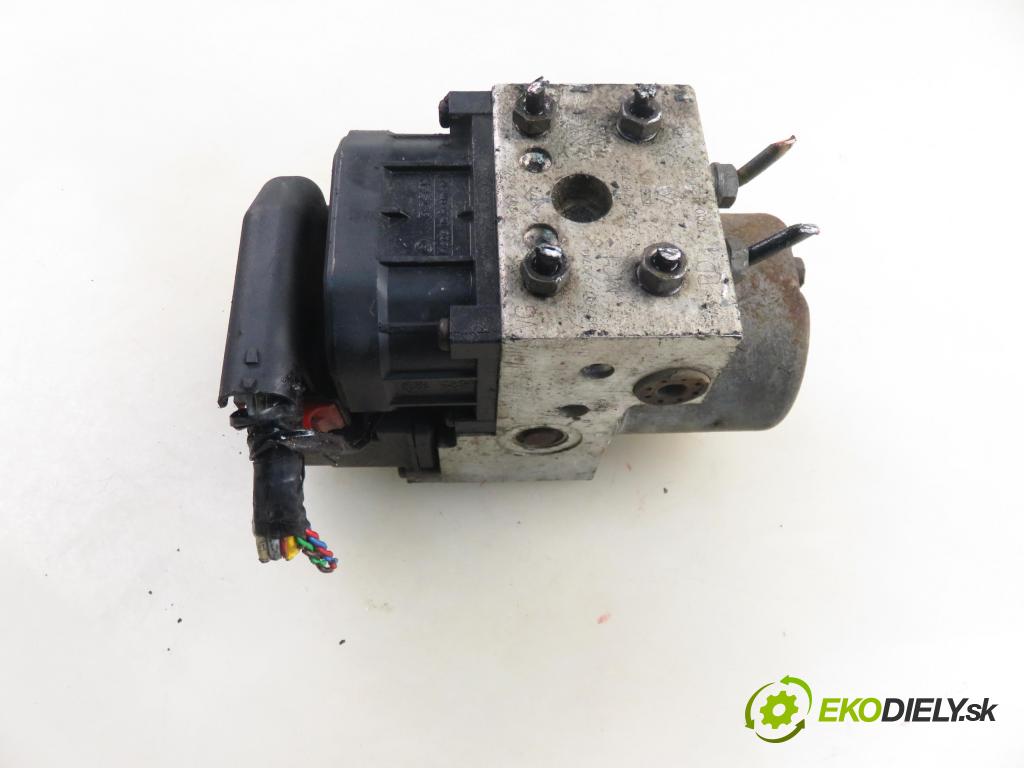 PEUGEOT 307 (3A/C) HB 2002 81,00 1.6 - NFU (TU5JP4) 1587,00 Pumpa ABS 0273004562 (Pumpa ABS)