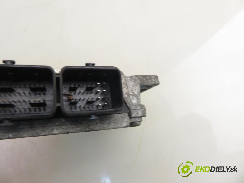 PEUGEOT 206 liftback (2A/C) HB 2004 65,00 1.4 16V - KFU (ET3J4) 1360,00 Riadiaca jednotka Motor 9656304580