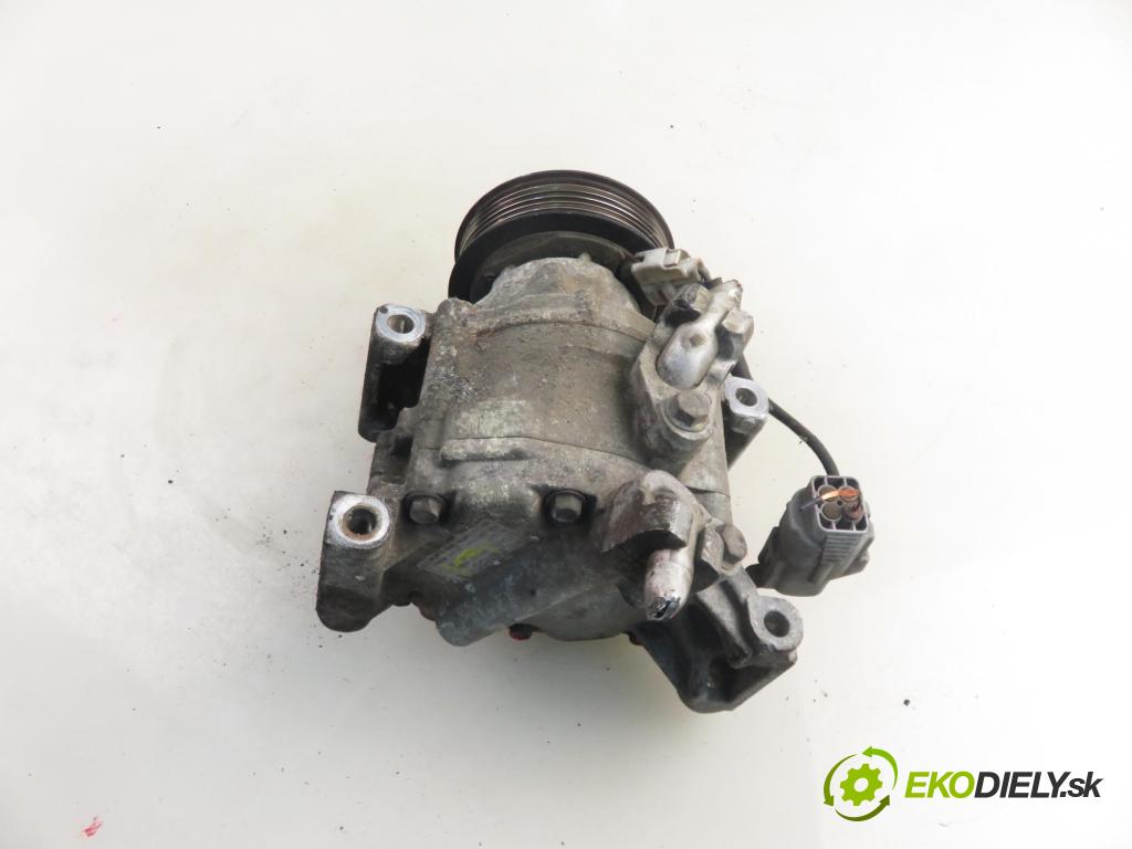 TOYOTA COROLLA (_E12_) HB 2004 71,00 1.4 VVT-i 97 (ZZE120) - 4ZZ-FE 1398,00 KOMPRESOR: klimatizácie 4472206362 (Kompresor klimatizácie)