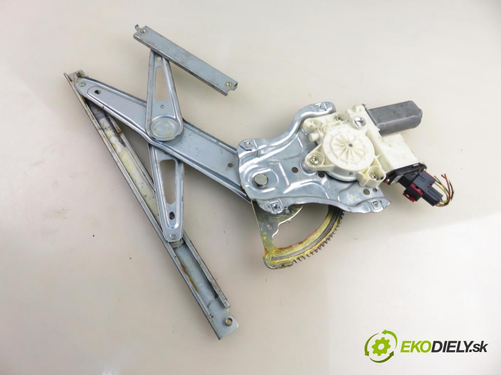 TOYOTA COROLLA (_E12_) HB 2004 71,00 1.4 VVT-i 97 (ZZE120) - 4ZZ-FE 1398,00 mechanismus oken 3D 992045100 ; 0130822031