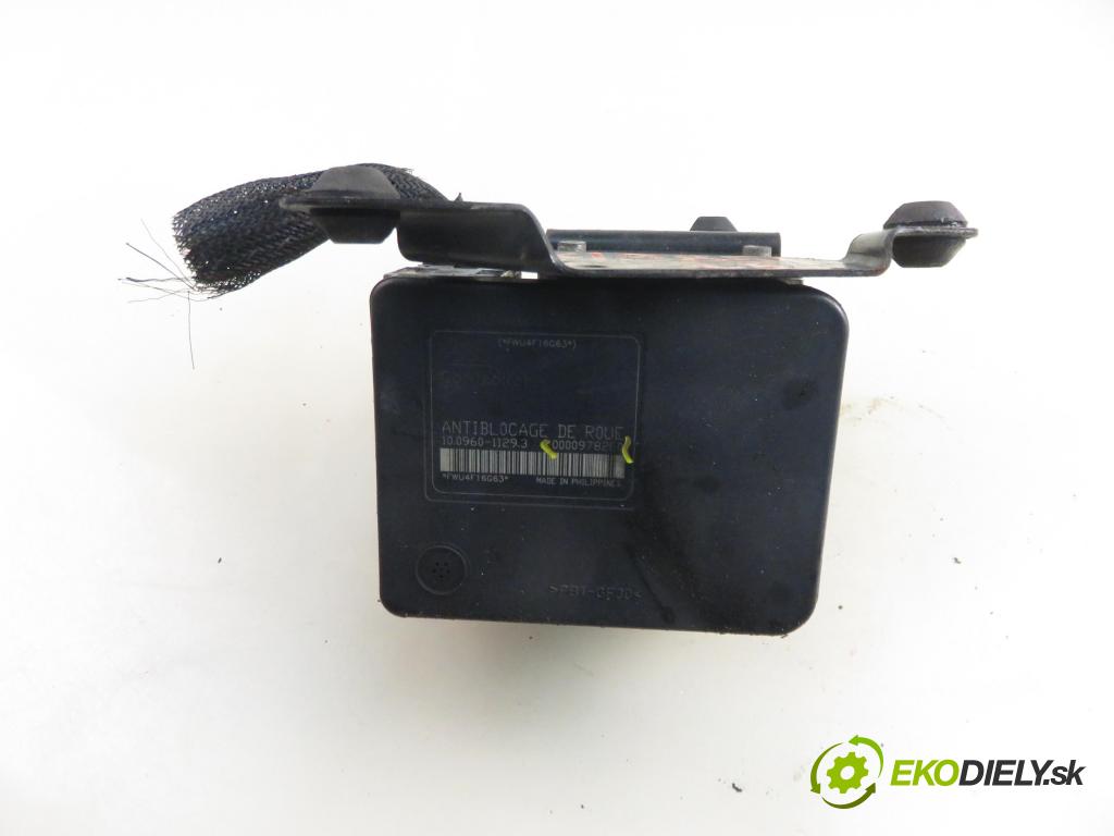 PEUGEOT 206 liftback (2A/C) HB 2004 65,00 1.4 16V - KFU (ET3J4) 1360,00 Pumpa ABS 00009782E0 ; 9649026980 (Pumpa ABS)