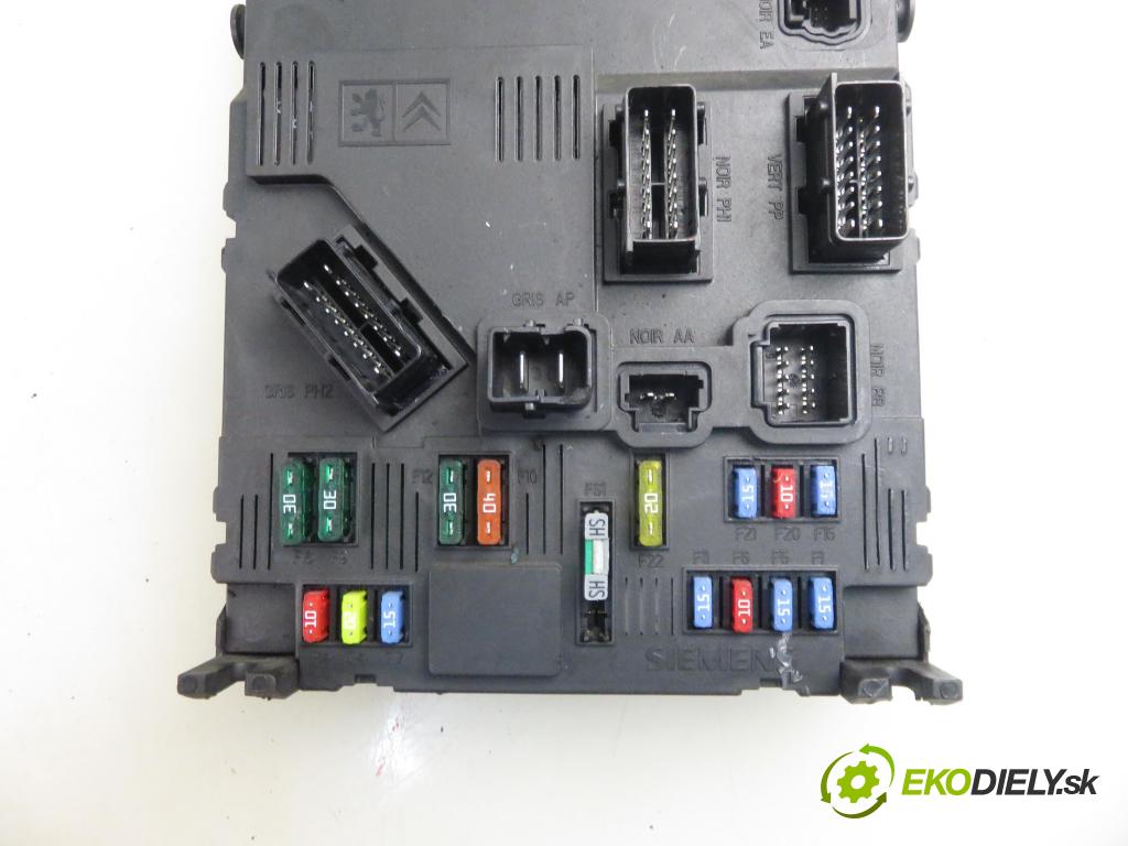 PEUGEOT 206 liftback (2A/C) HB 2004 65,00 1.4 16V - KFU (ET3J4) 1360,00 MODUL BSI S1160552220 ; 9652474780