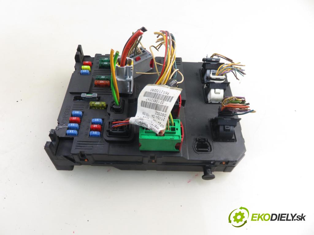 PEUGEOT 206 liftback (2A/C) HB 2004 65,00 1.4 16V - KFU (ET3J4) 1360,00 MODUL BSI S1160552220 ; 9652474780