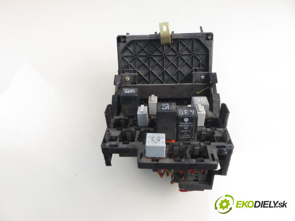 VW SHARAN (7M8, 7M9, 7M6) MINIVAN 2002 85,00 1.9 TDI PD 115 - AUY 1896,00 MODUL BSI S108152001