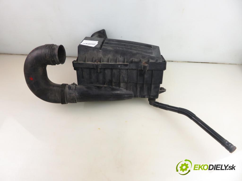 VW PASSAT B6 Variant (3C5) KOMBI 2008 77,00 1.9 TDI - BLS 1896,00 Obal filtra vzduchu 3C0129607SF ; 3C0129607 (Obal vzduchového filtra)