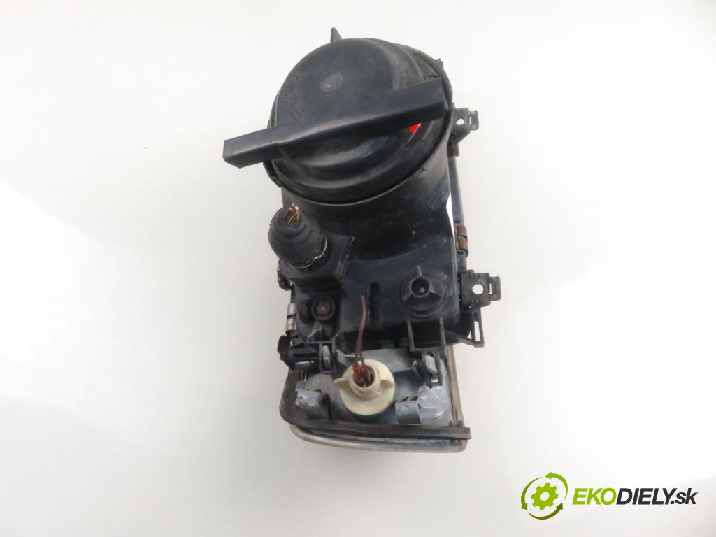 AUDI 80 (8C, B4) SEDAN 1992 66,00 2.0 90 - ABT 1984,00 Svetlo LP 084411131L