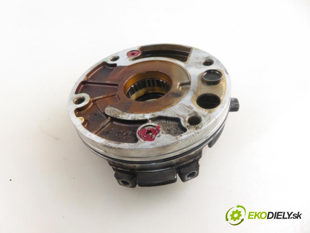 VOLVO V70 II SW (285) KOMBI 2004 154,00 2.5 T AWD 209 - B 5254 T2 2521,00 Pumpa oleja 3065014 (Olejová pumpa)