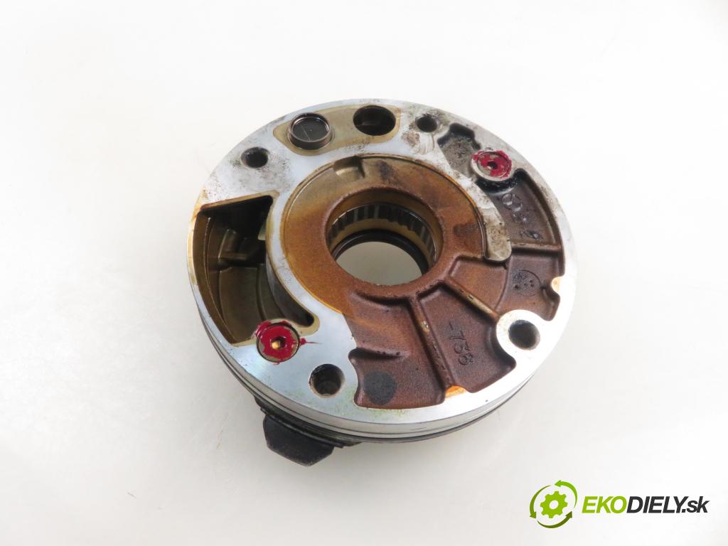 VOLVO V70 II SW (285) KOMBI 2004 154,00 2.5 T AWD 209 - B 5254 T2 2521,00 Pumpa oleja 3065014 (Olejová pumpa)