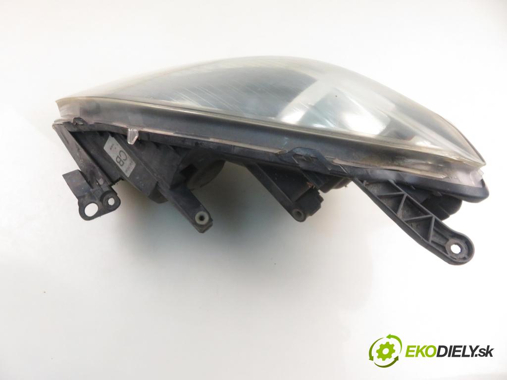 OPEL ZAFIRA B (A05) MINIVAN 2006 74,00 1.9 CDTI 8V 101 - Z 19 DTL 1910,00 Svetlo PP 24451053RH