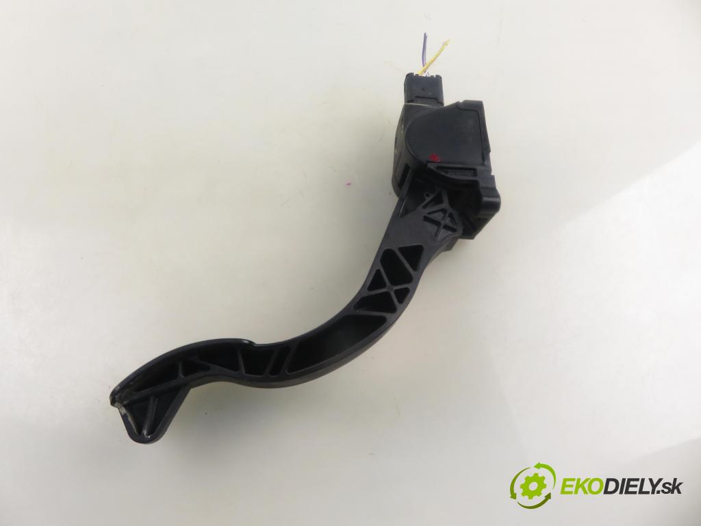 CITROEN C4 Grand Picasso I (UA_) MINIVAN 2006 100,00 2.0 HDi 138 - RHJ (DW10BTED4) 1997,00 Potenciometer plynu 9654725380 ; 0280755044 (Potenciometer plynového pedálu)