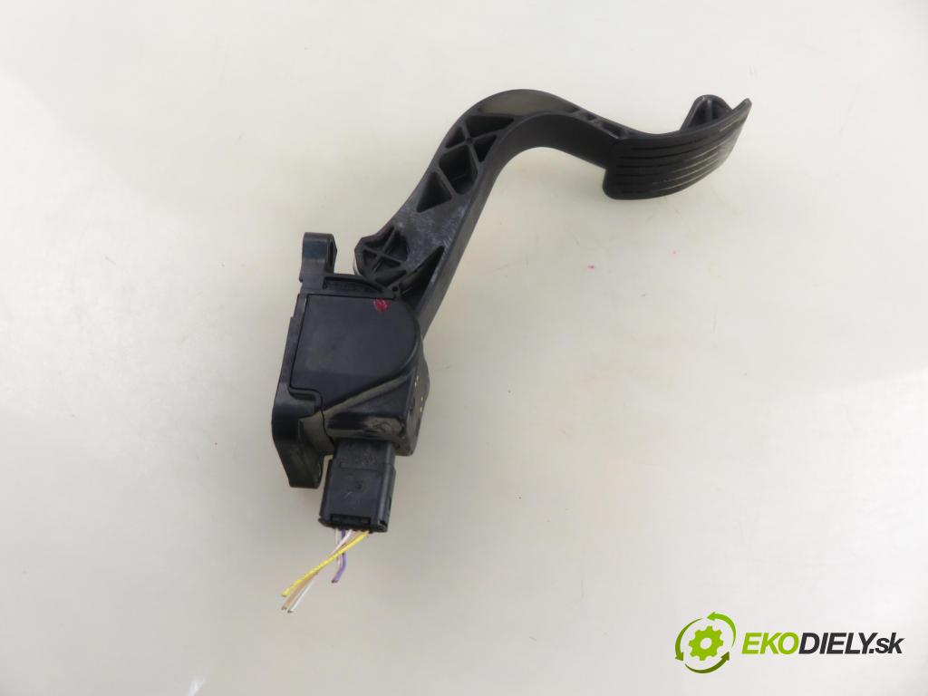 CITROEN C4 Grand Picasso I (UA_) MINIVAN 2006 100,00 2.0 HDi 138 - RHJ (DW10BTED4) 1997,00 Potenciometer plynu 9654725380 ; 0280755044 (Potenciometer plynového pedálu)