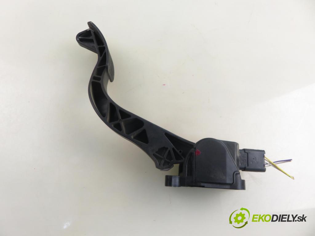 CITROEN C4 Grand Picasso I (UA_) MINIVAN 2006 100,00 2.0 HDi 138 - RHJ (DW10BTED4) 1997,00 Potenciometer plynu 9654725380 ; 0280755044 (Potenciometer plynového pedálu)